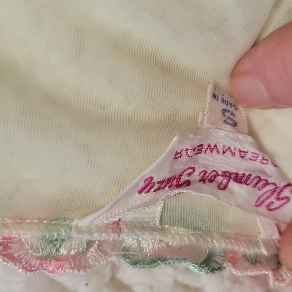 50's FEMININE DRESSING GOWN FLORAL LEMON LIME YELLOW - Picture 14 of 14